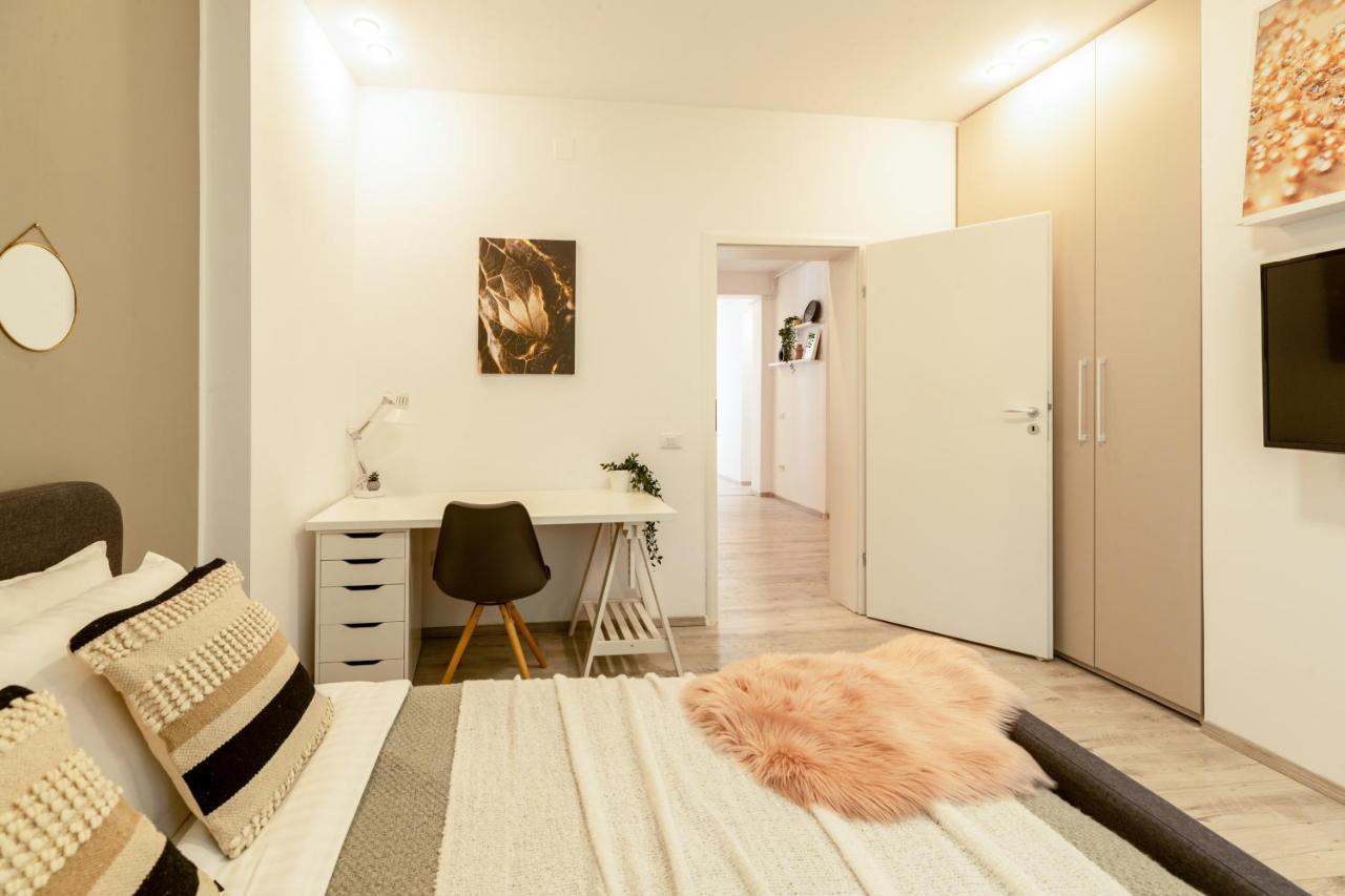 Ideal Stay: Spacious 2Br Apt Near Calea Victoriei Бухарест Екстер'єр фото